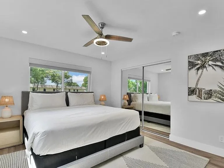 Photo of 803 BLUEBIRD Drive
