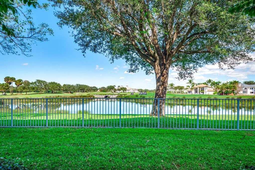 Photo of 8849 Valhalla Drive