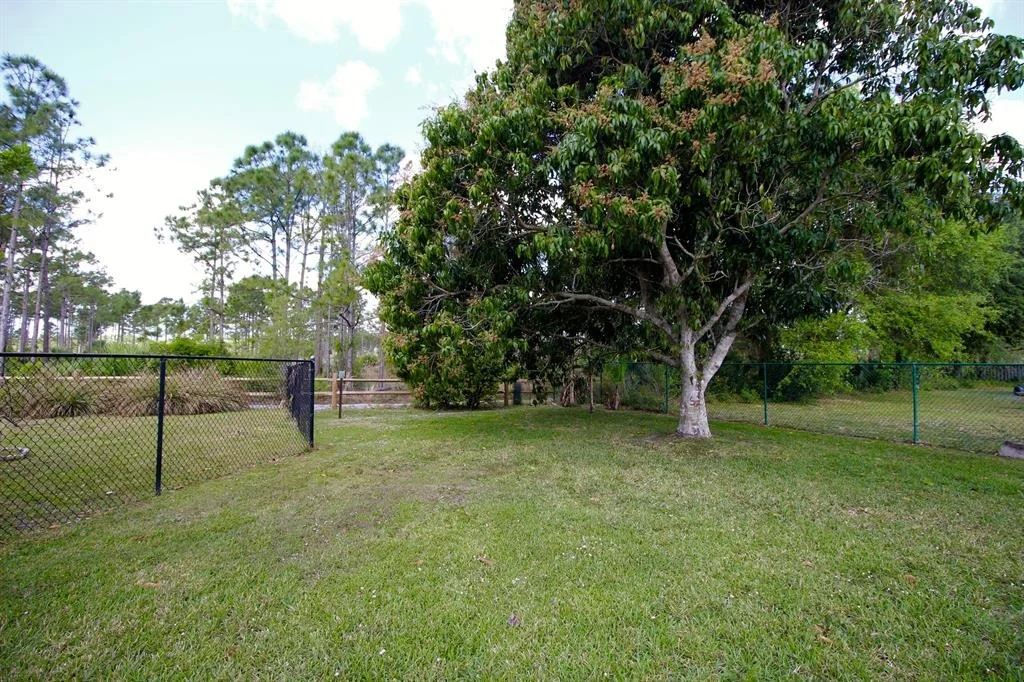 Photo of 114 Laurel Way