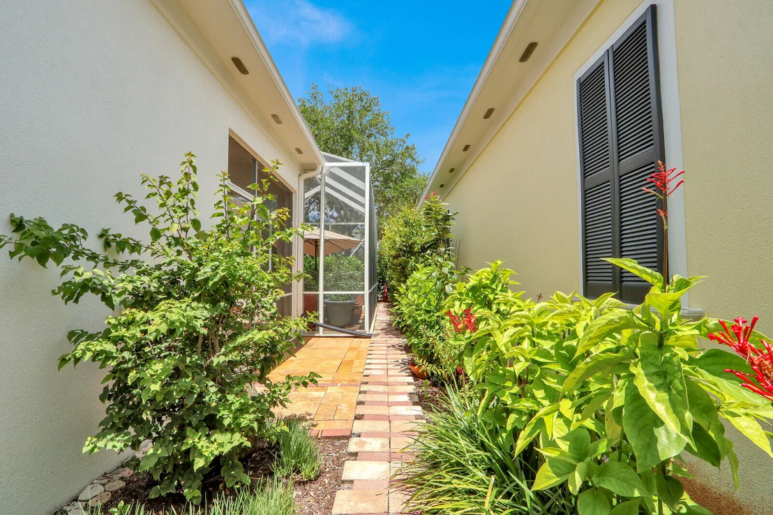 Photo of 216 Juniper Way