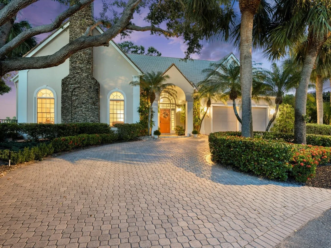 Photo of 35 Tradewinds Circle