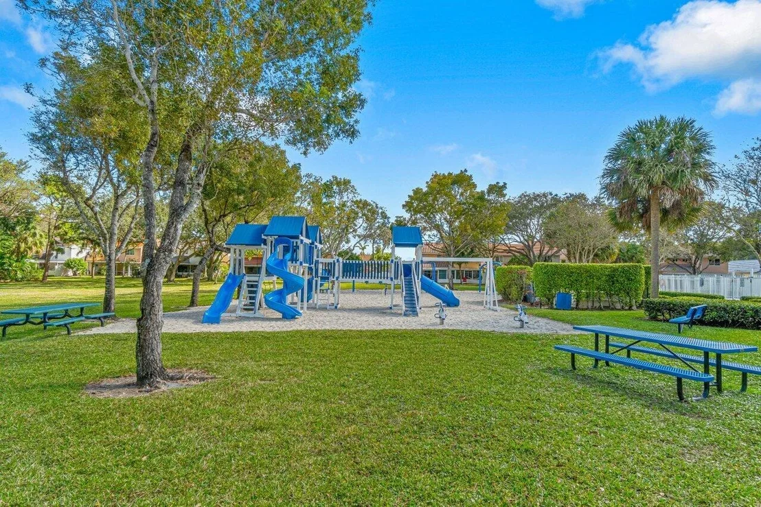 Photo of 10380 Sunstream Lane