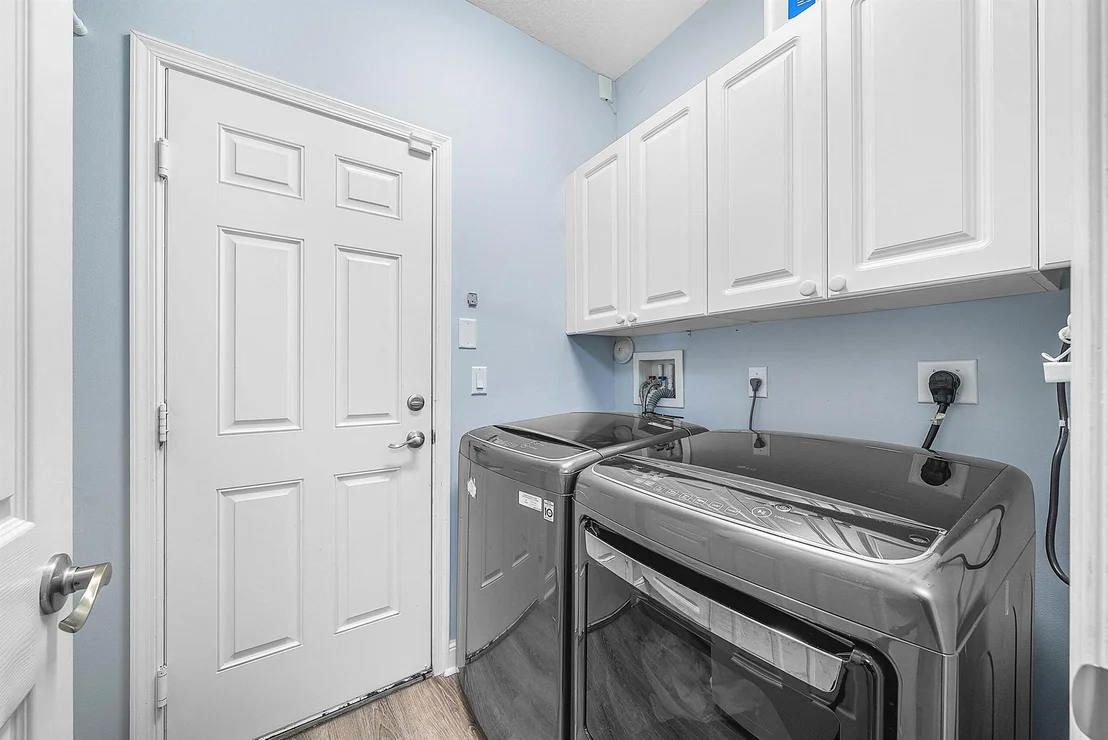 Photo of 1624 W Classical Boulevard
