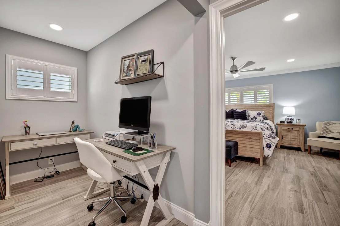 Photo of 330 SE 16th Avenue