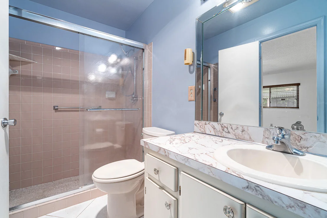 Photo of 6085 Stanley Lane