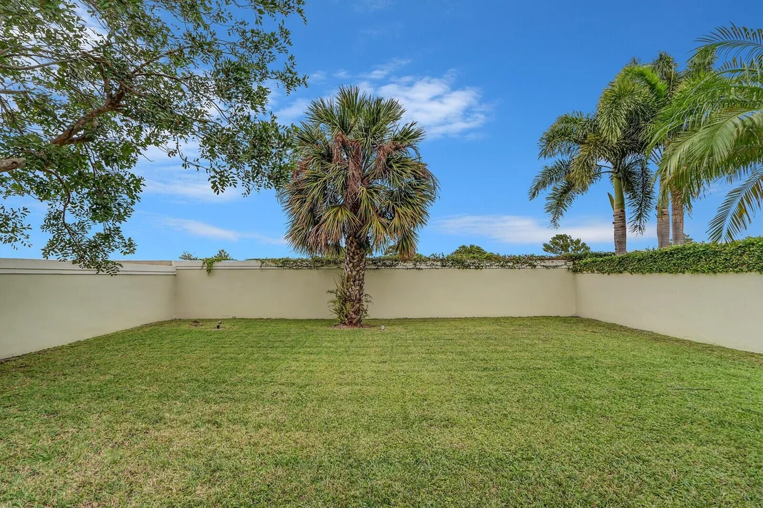 Photo of 408 River Edge Road