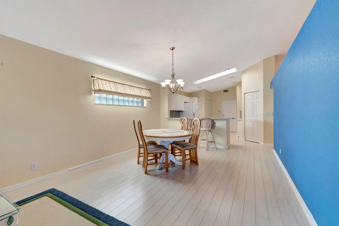 Photo of 10847 Crystal Key Lane