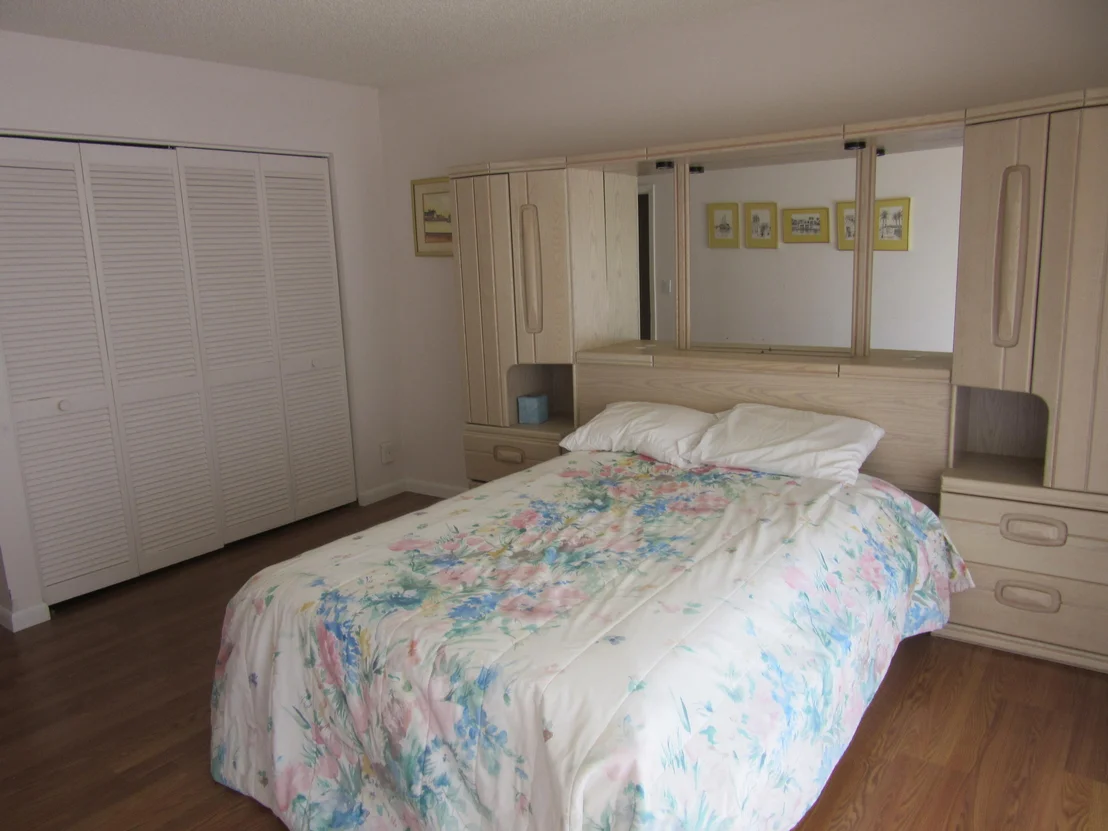 Photo of 252 Seabreeze Circle
