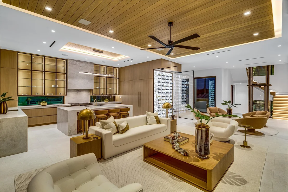 Photo of 6107 N Ocean Boulevard