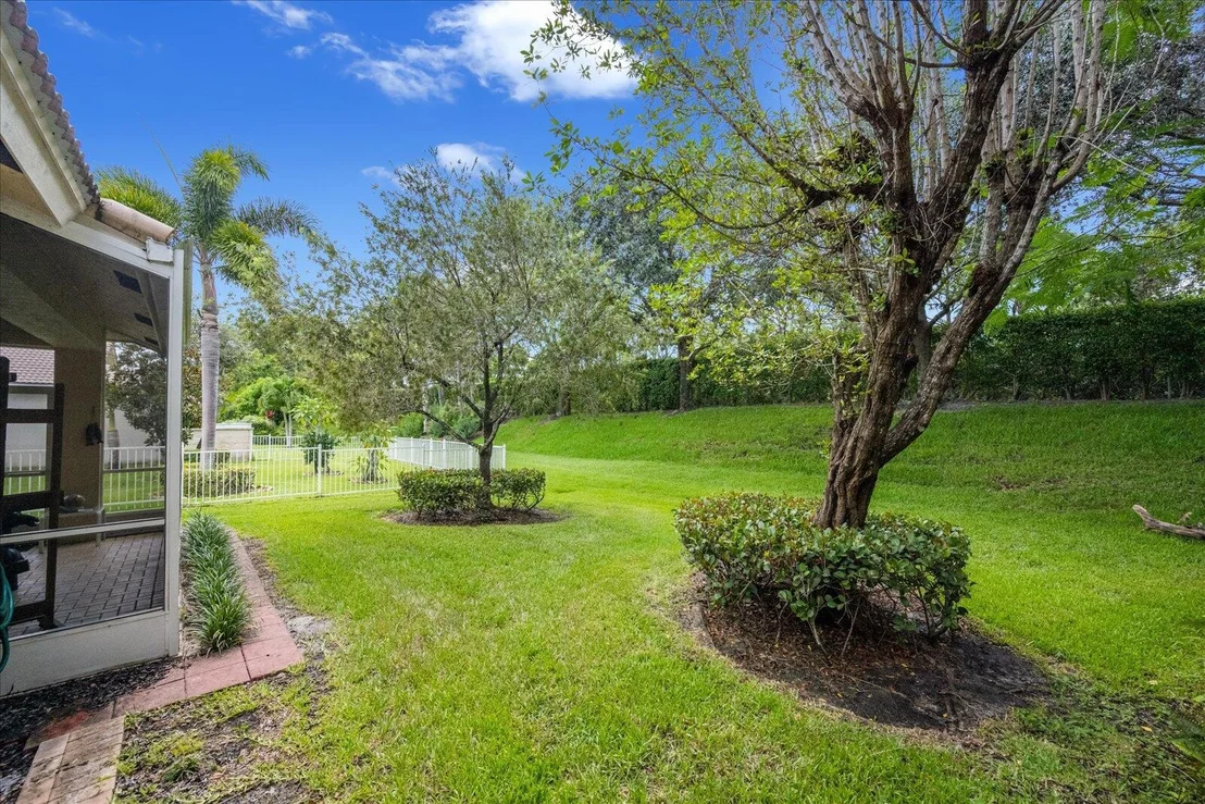 Photo of 2696 Clipper Circle
