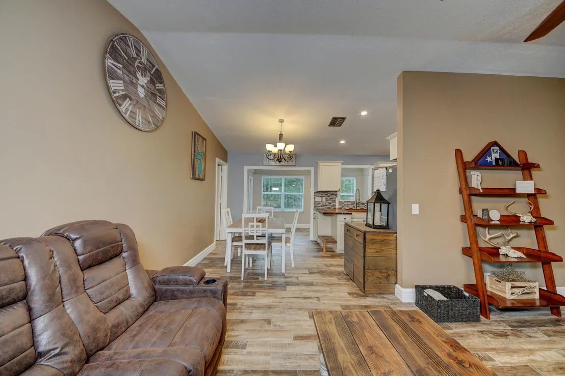 Photo of 6424 SE Thomas Drive