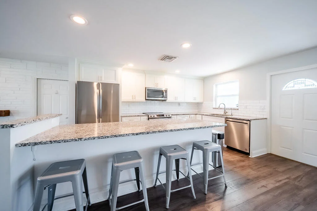 Photo of 425 Erie Drive