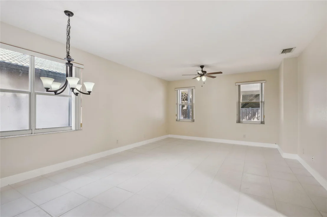Photo of 4917 Pelican Manor