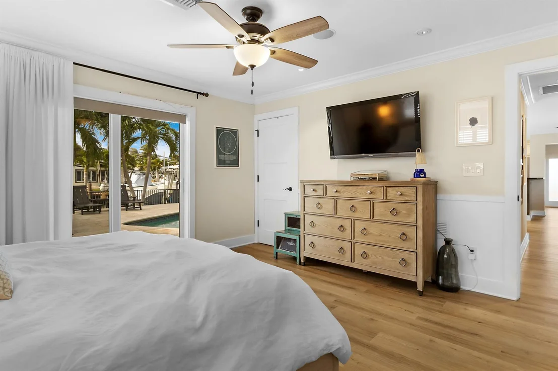Photo of 811 SE 4th Avenue