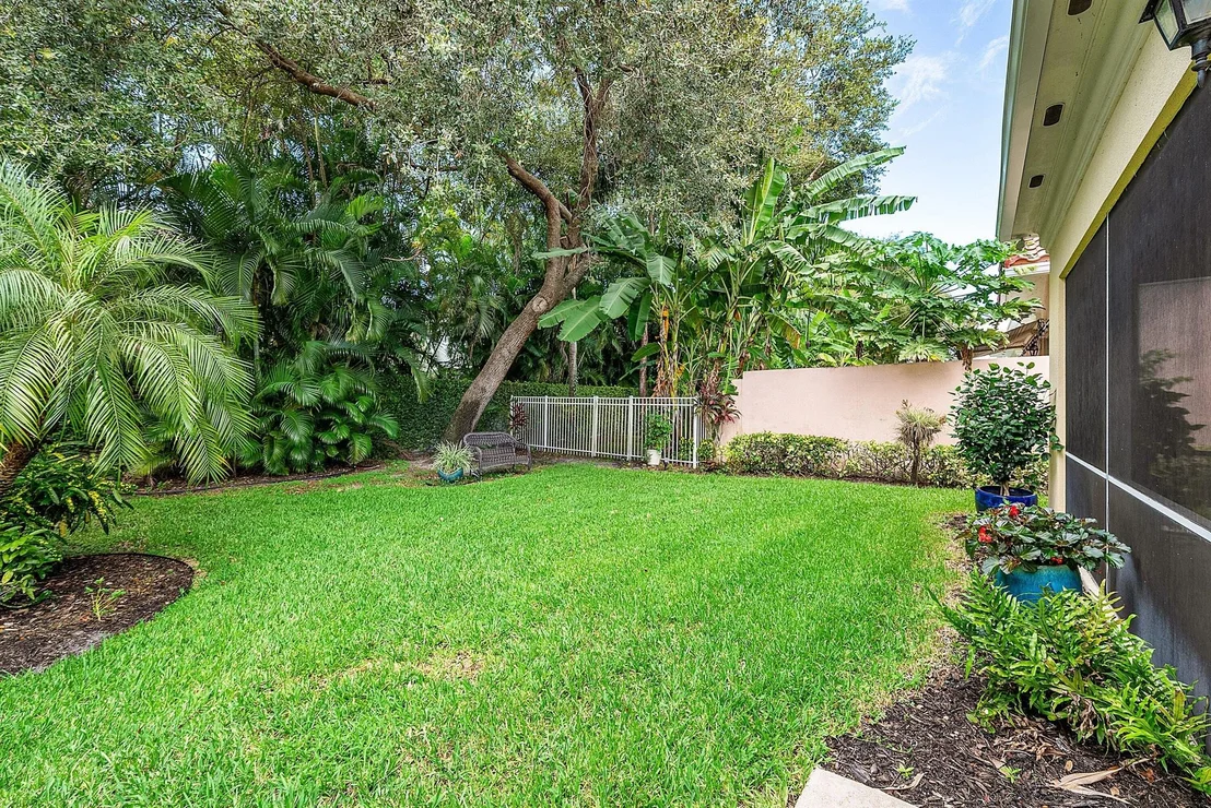 Photo of 2048 Valencia Drive