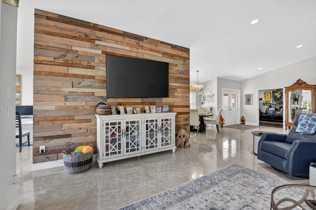 Photo of 11270 Clover Leaf Circle