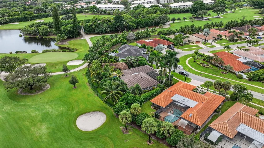 Photo of 5884 Pinebrook Drive