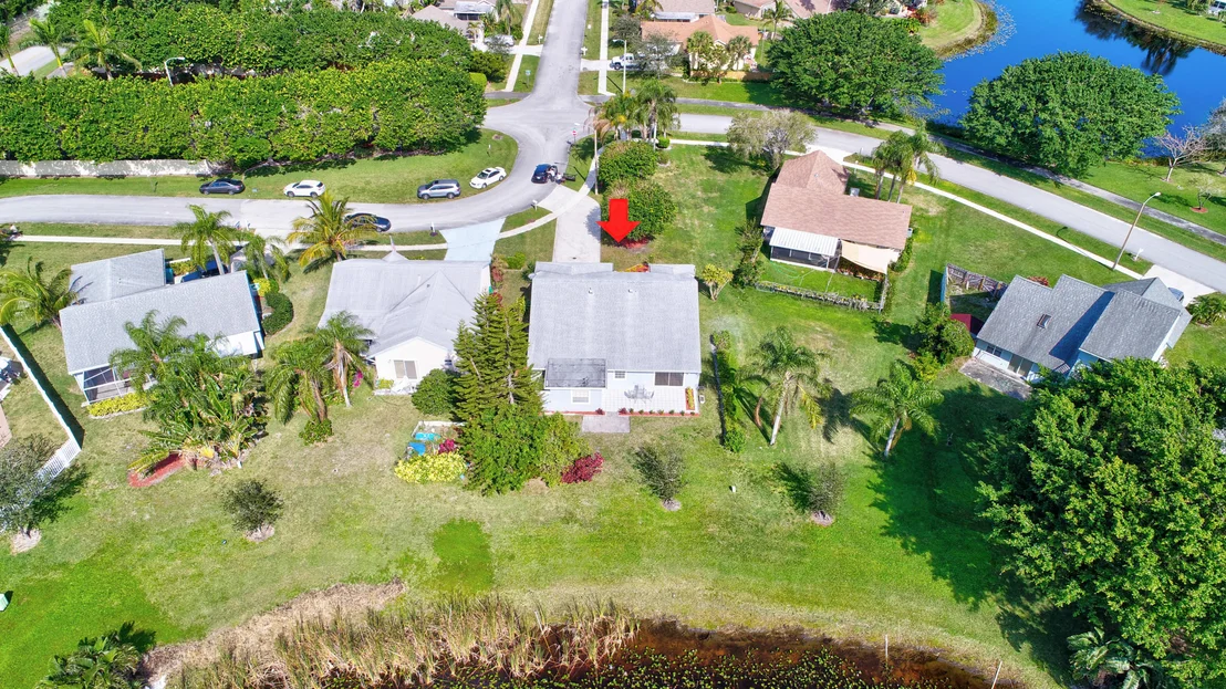 Photo of 1844 Edgewater Drive