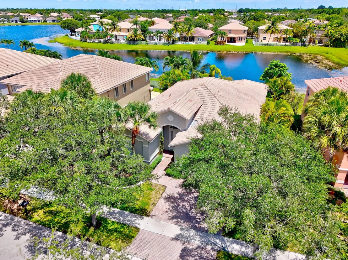 Photo of 4422 Laurel Place