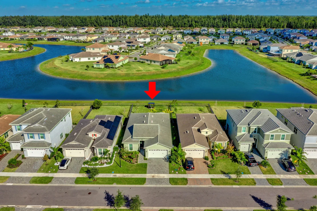Photo of 15121 Goldfinch Circle