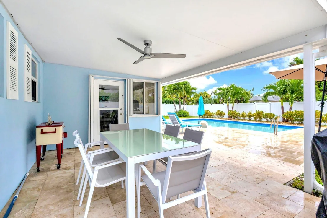 Photo of 1131 Surf Road
