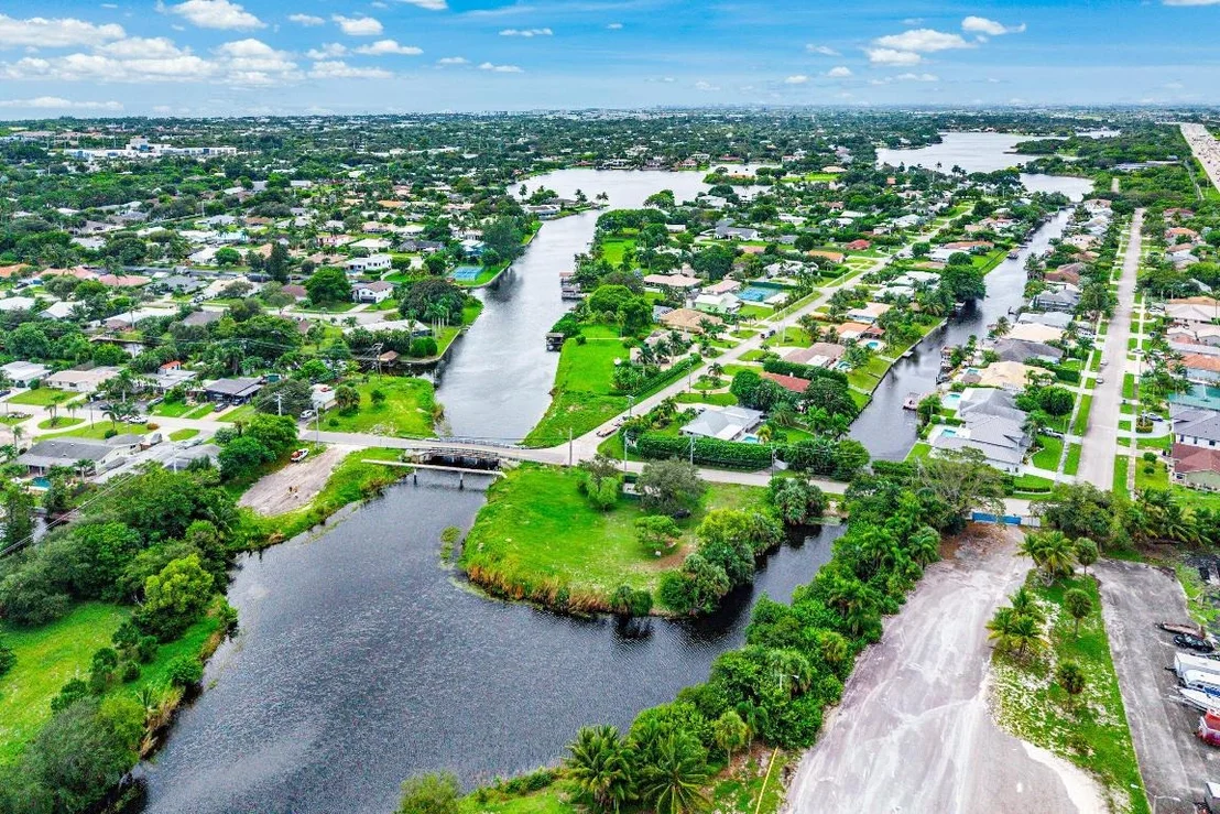 Photo of 3213 Canal Drive