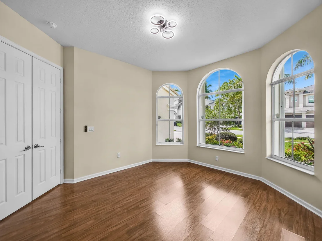 Photo of 2754 Danforth Terrace
