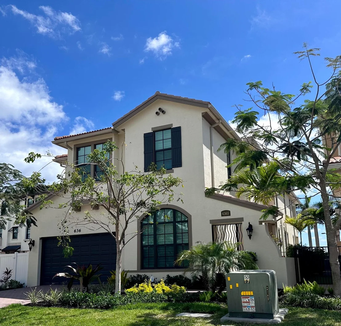 Photo of 636 Windward Circle S