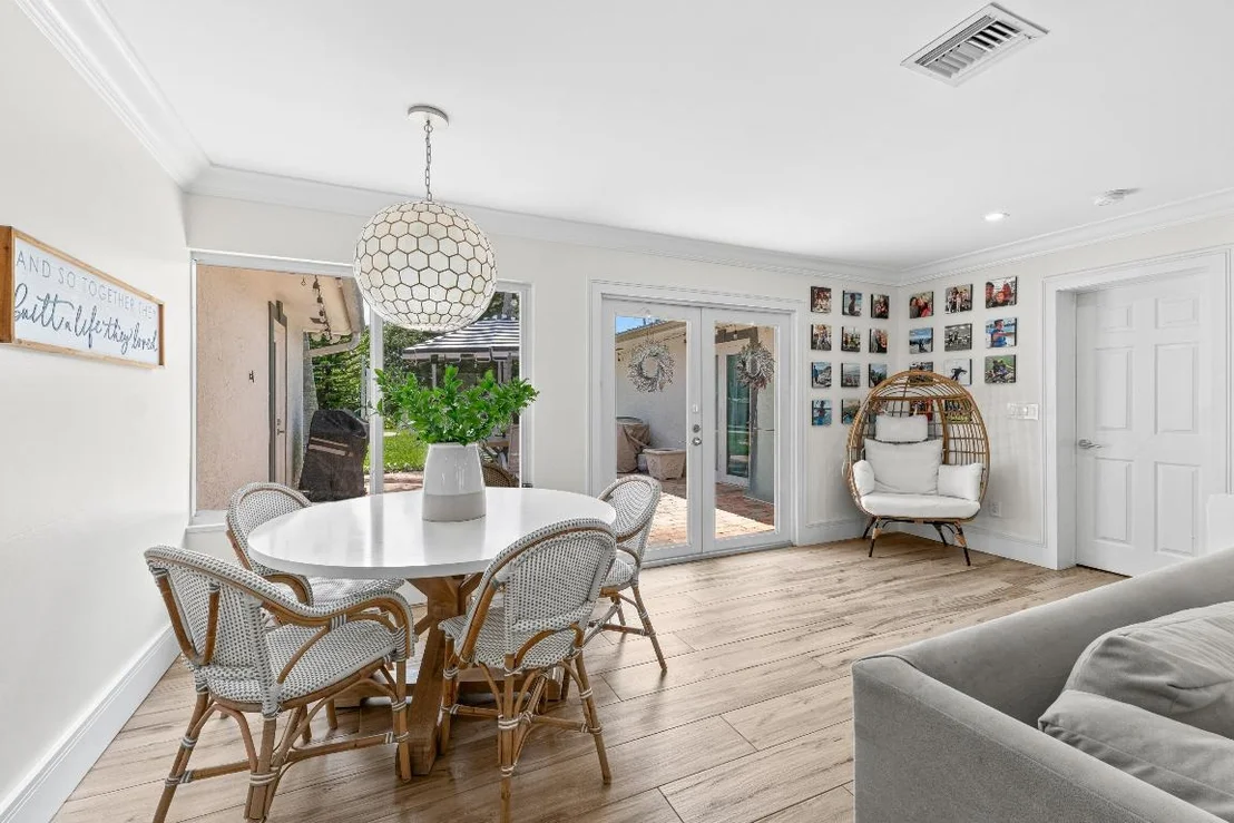 Photo of 912 Roberts Road