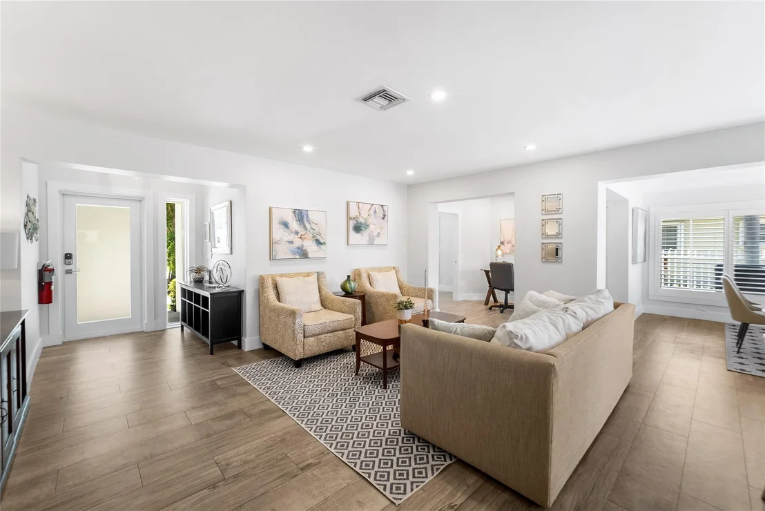 Photo of 331 SE 12th Street