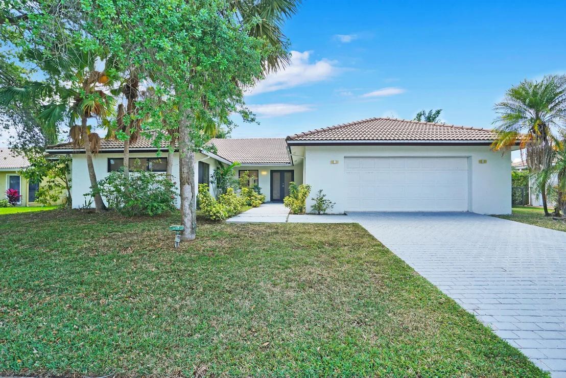 Photo of 4512 White Cedar Lane