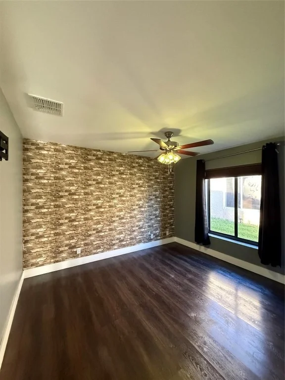 Photo of 2702 E Orchard Circle