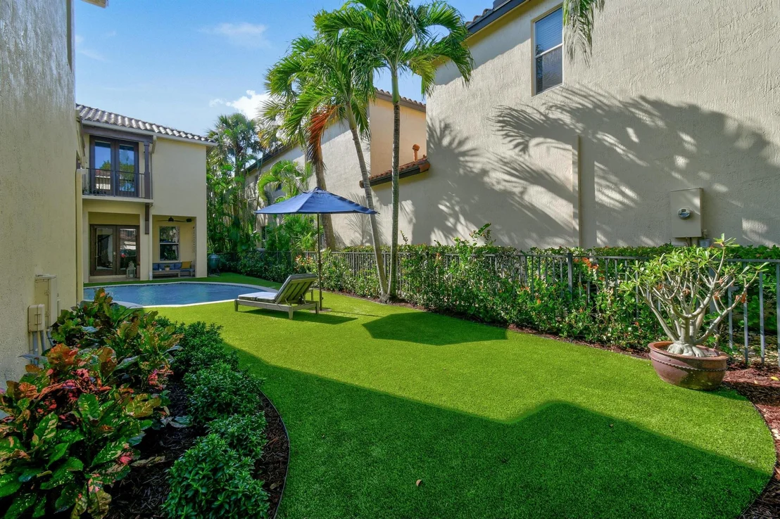Photo of 119 Barcelona Drive