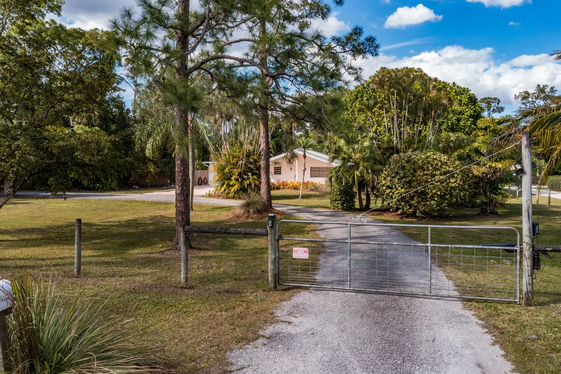 Photo of 11419 N 165th Road N