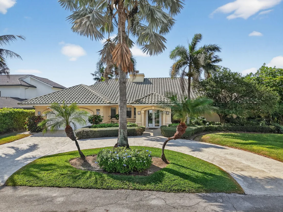 Photo of 954 Cypress Drive