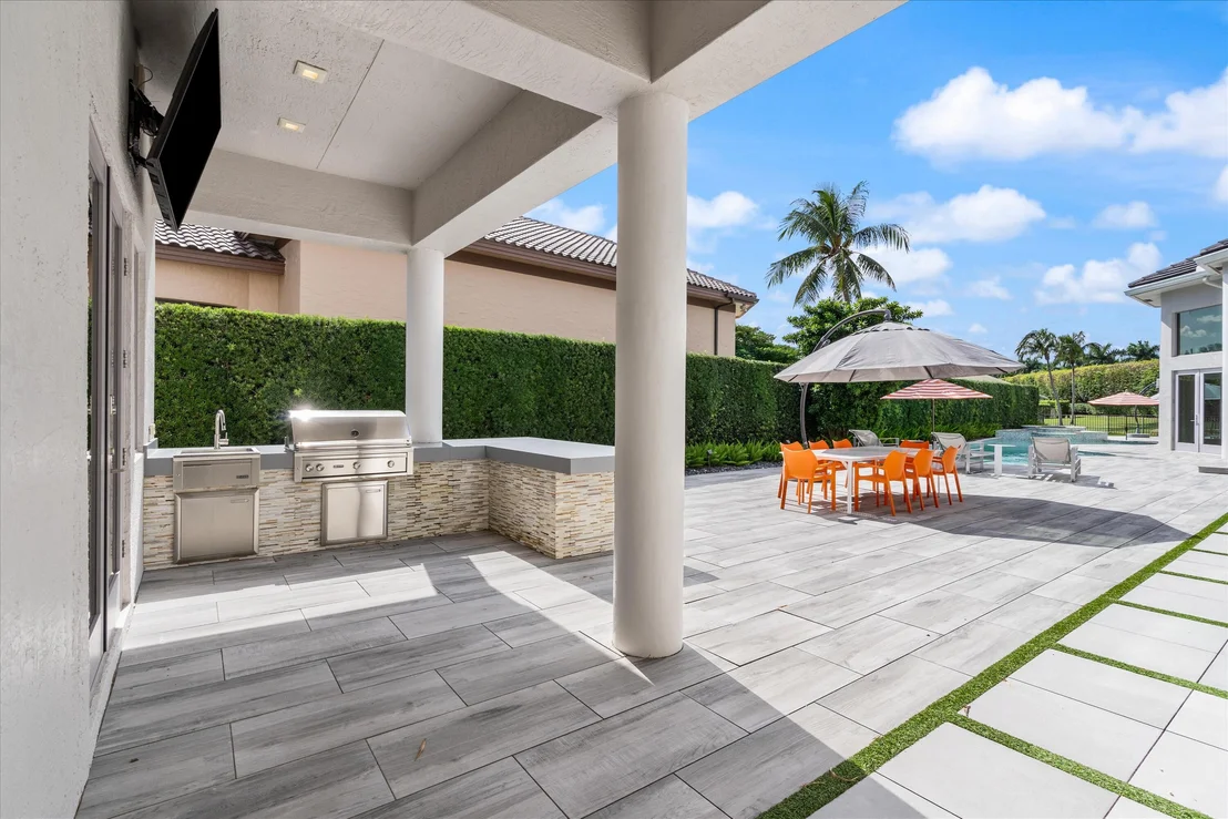 Photo of 16549 Senterra Drive