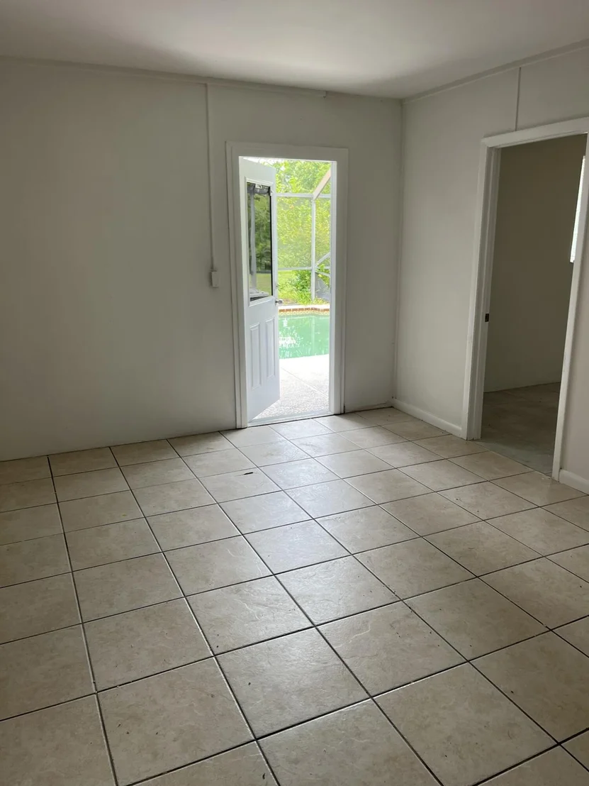 Photo of 8956 SE 65th Way