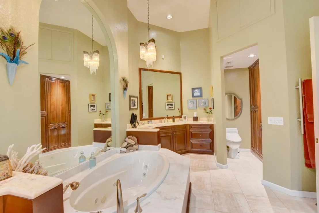 Photo of 2647 NW 64th Boulevard
