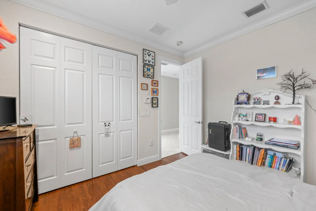Photo of 10812 Castle Oak Drive