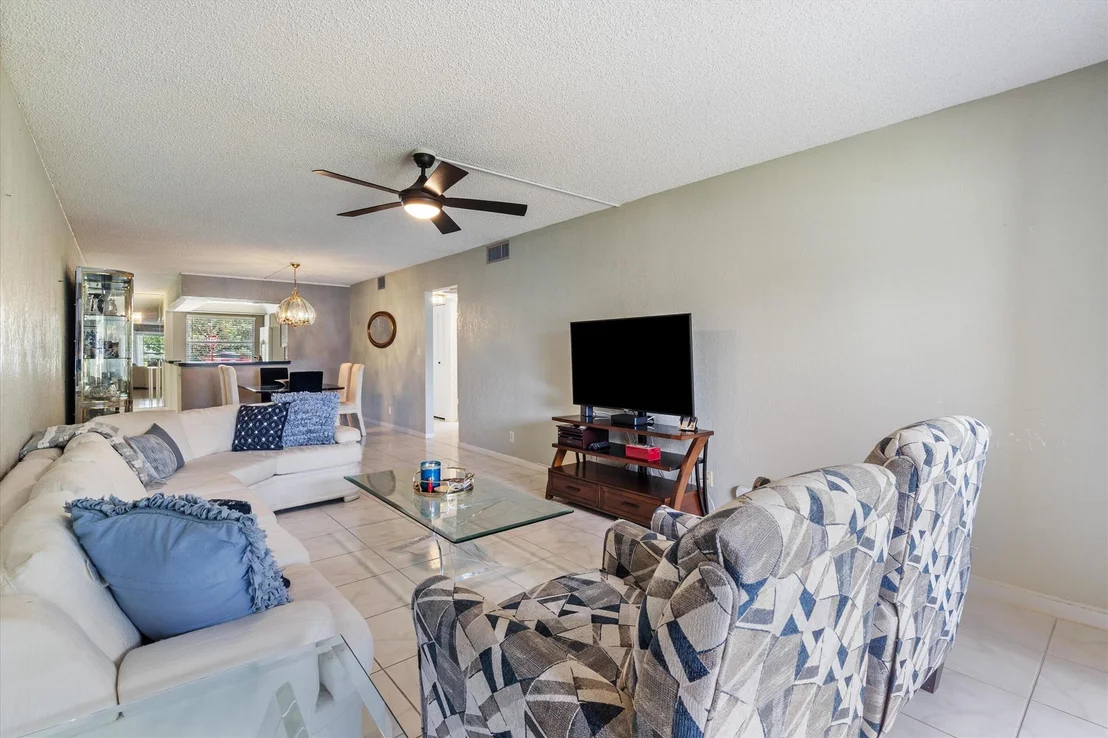 Photo of Unit A1 at 1904 Bermuda Circle
