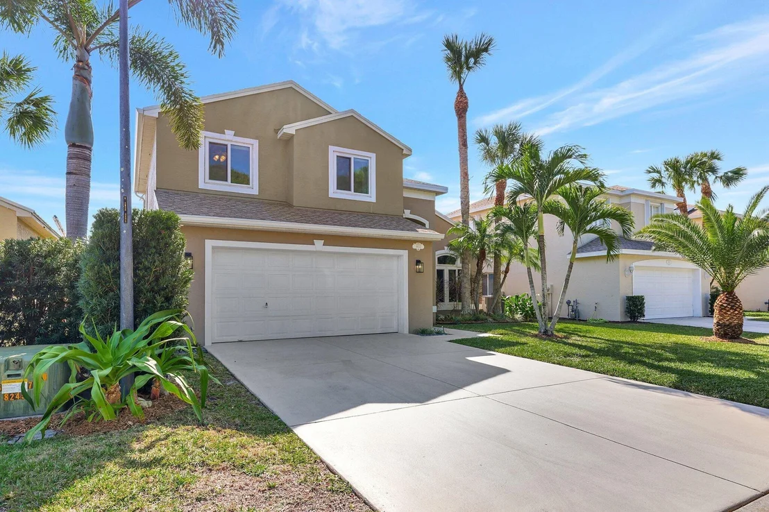 Photo of 4632 SE Winter Haven Court