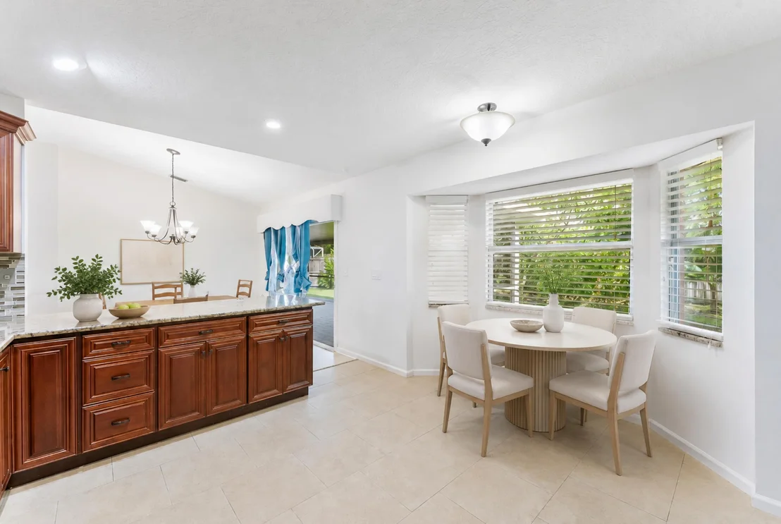 Photo of 112 Laurel Way