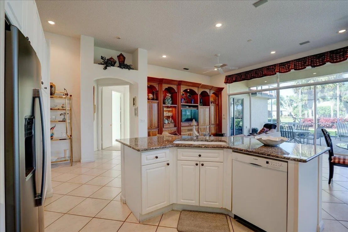 Photo of 4686 Hazleton Lane