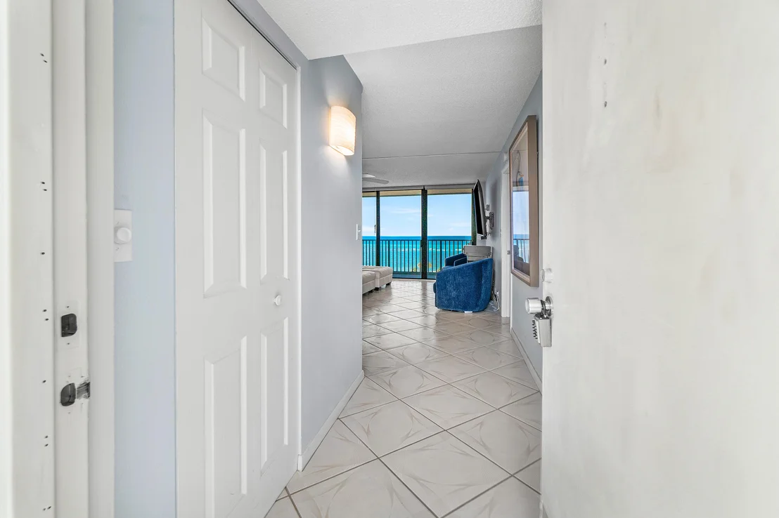 Photo of Unit 607 at 400 Ocean Trail Way