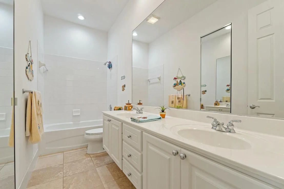 Photo of 2628 W Community Drive