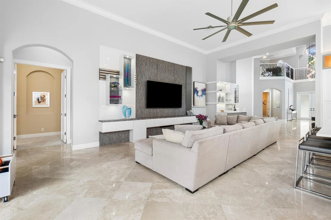 Photo of 8060 Valhalla Drive