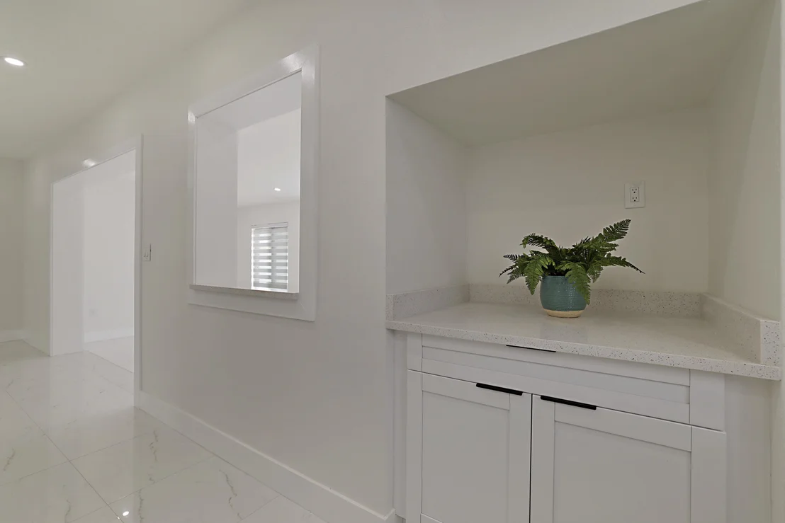Photo of 421 FONTANA Drive