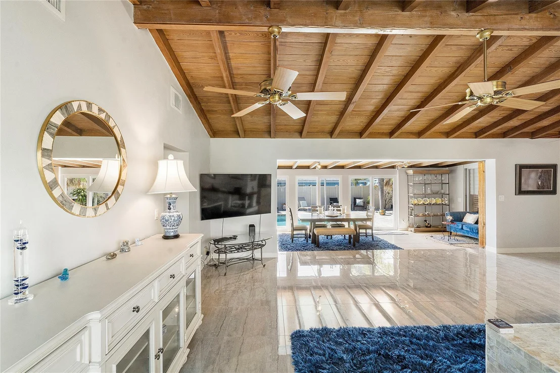 Photo of 2520 SE 4th Street