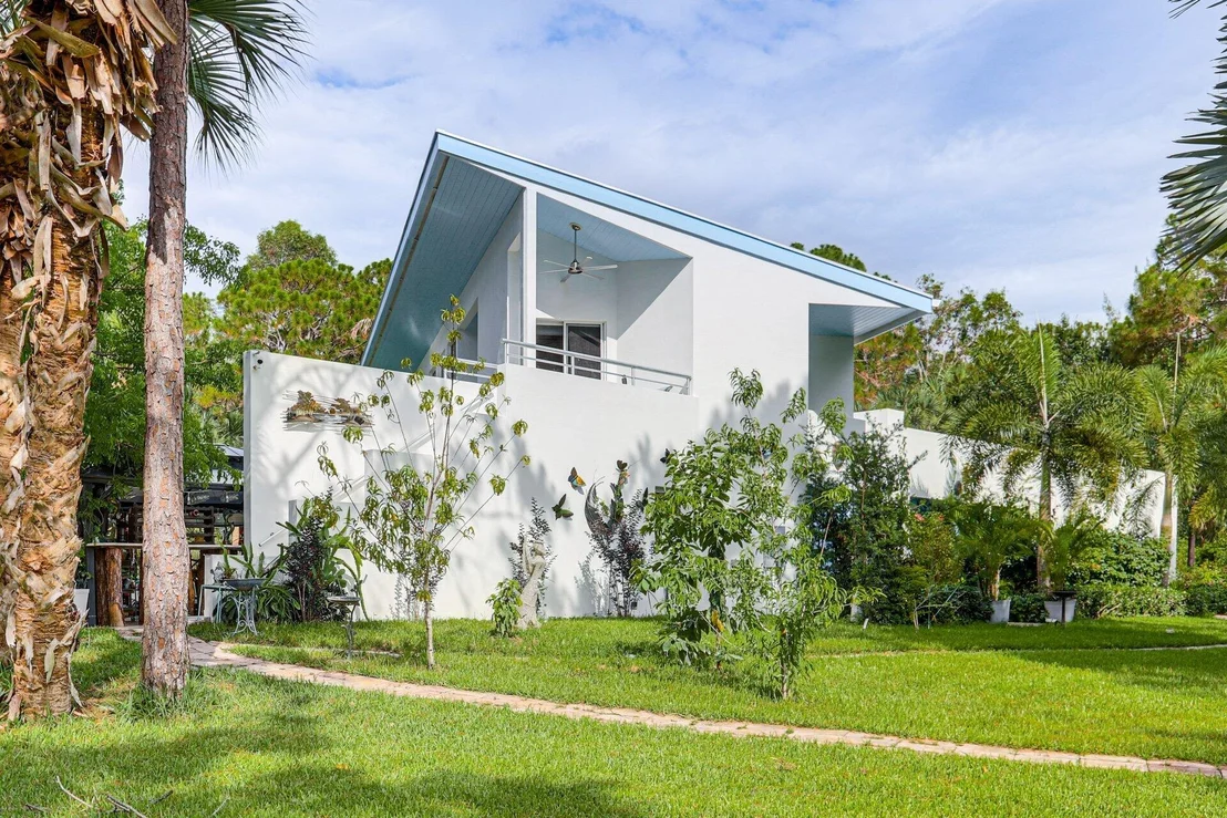 Photo of 930 RAMBLING DRIVE Circle