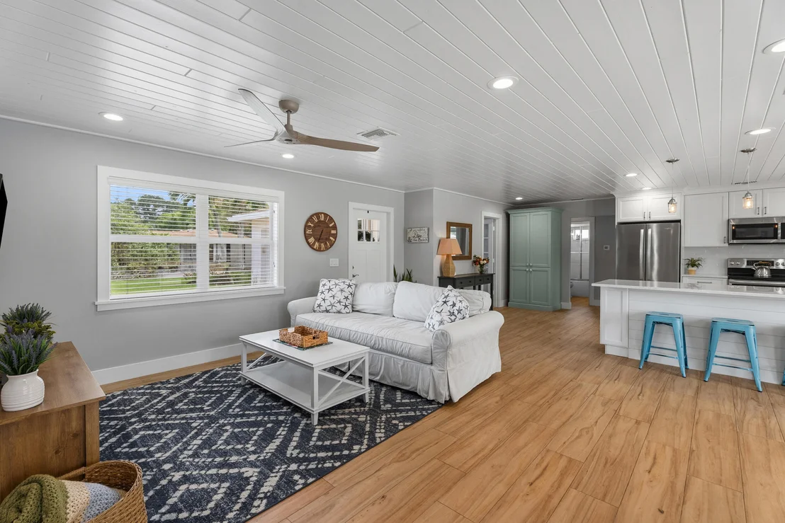 Photo of 303 W Norfolk Road